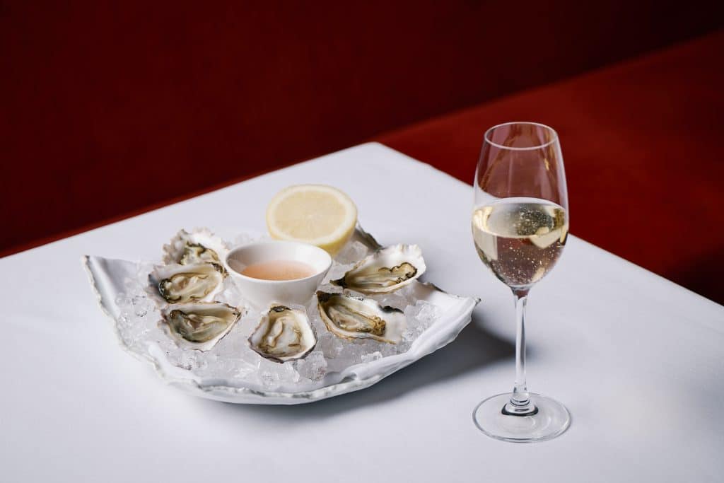 Freshly Shucked Oysters, Mignonette (1)